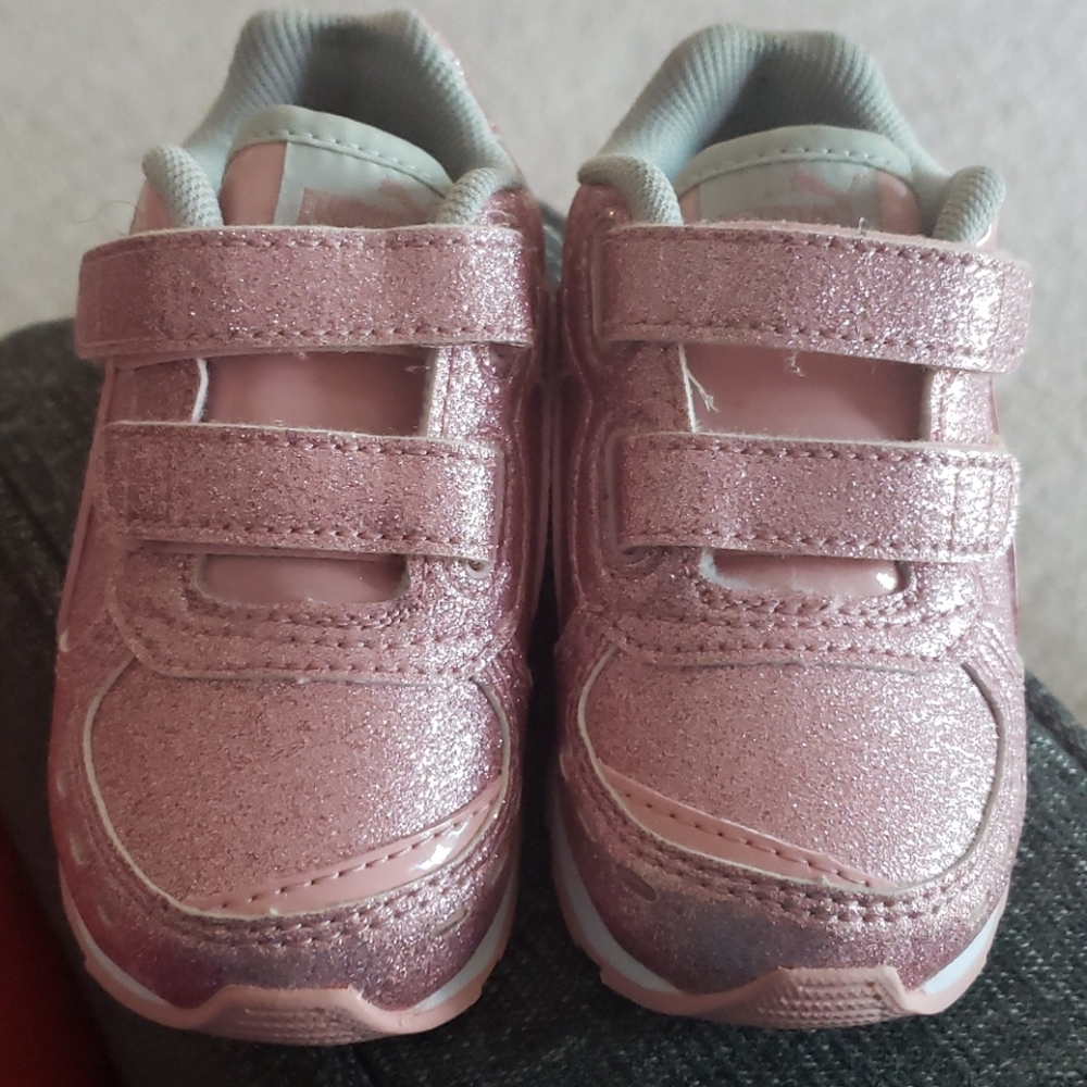 Puma sneakers